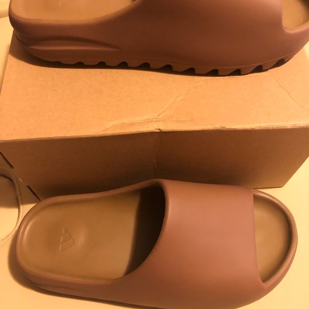 Yeezy Slides
